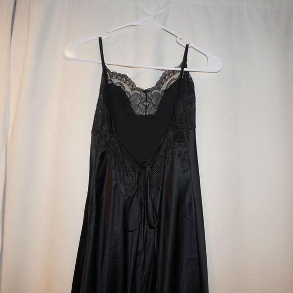 Skims Women's Black Dress - Picture 6 of 7